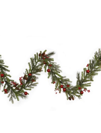 Mixed Berry Pine Ball Garland For Christmas 2014